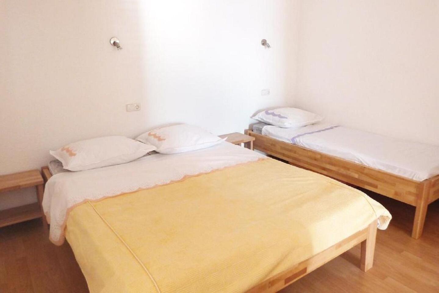 Apartments Niko พิสัก ภายนอก รูปภาพ